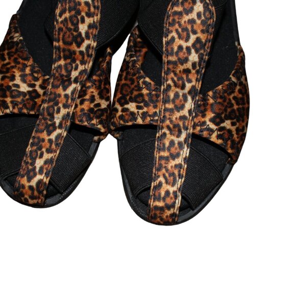 Spandex Sandals Animal Print Leopard Fabric, Rubber Sole, Strappy, Size 8 Wide - Picture 2 of 7
